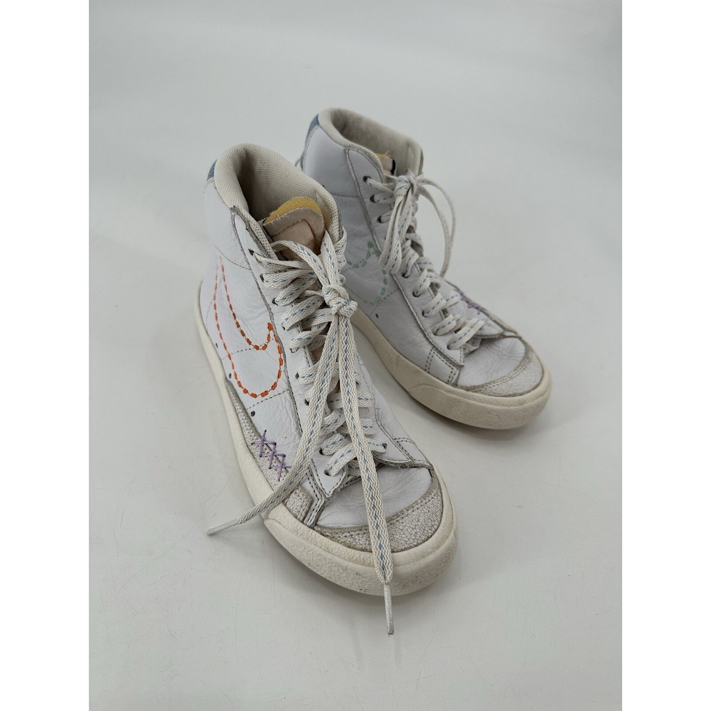 - Nike Blazer '77 Mid Nike 101 W Women's Size 5.5